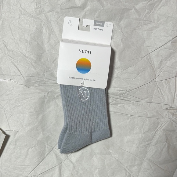 Vuori Half Crew Sock *NWT S/Platinum - Picture 4 of 5